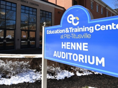 Henne Auditorium Sign