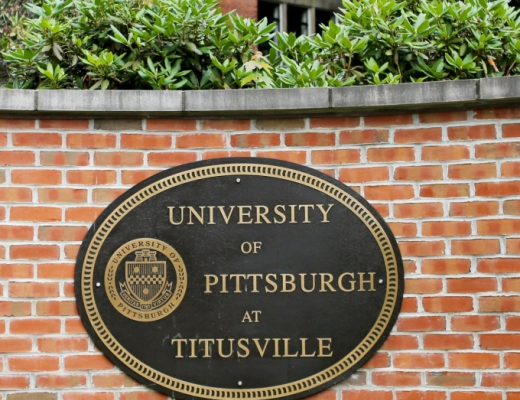 Image of Pitt Sign